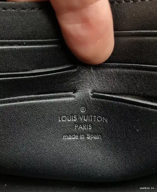 WIS LOUIS CHAIN VAVIN VUITTON WALLET 0507